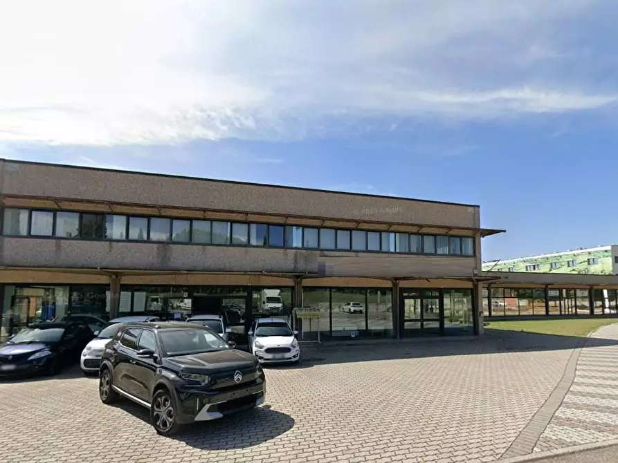 Immagine 1 di Ufficio in vendita  a Peccioli