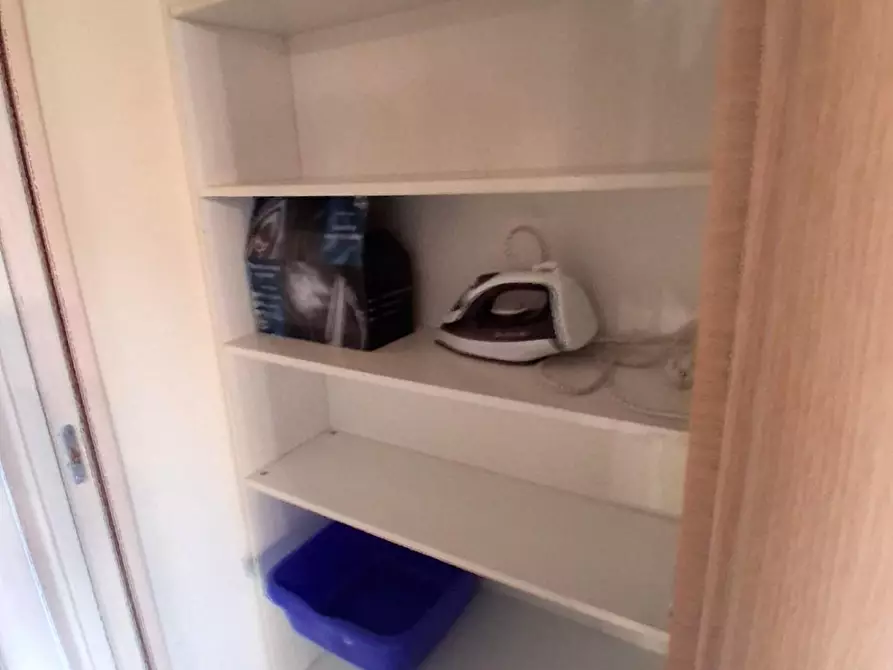 Immagine 5 di Appartamento in vendita  a Lucca