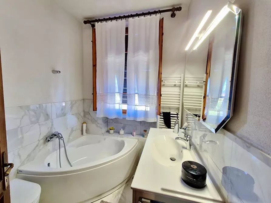 Immagine 10 di Terratetto in vendita  a Cascina