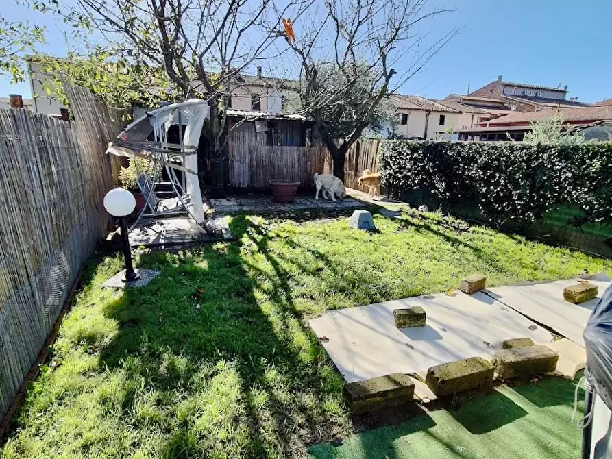 Immagine 42 di Terratetto in vendita  a Cascina