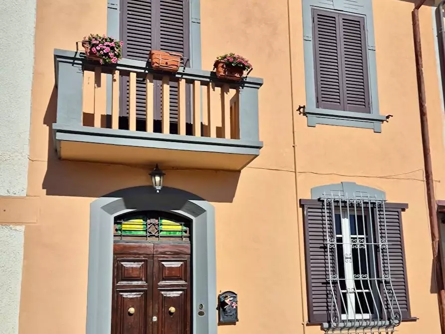 Immagine 1 di Terratetto in vendita  a Cascina