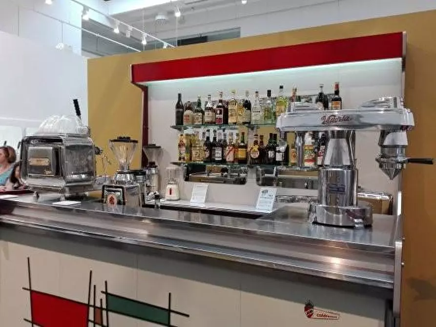 Immagine 3 di Bar / Ristorante in vendita  a Porcari