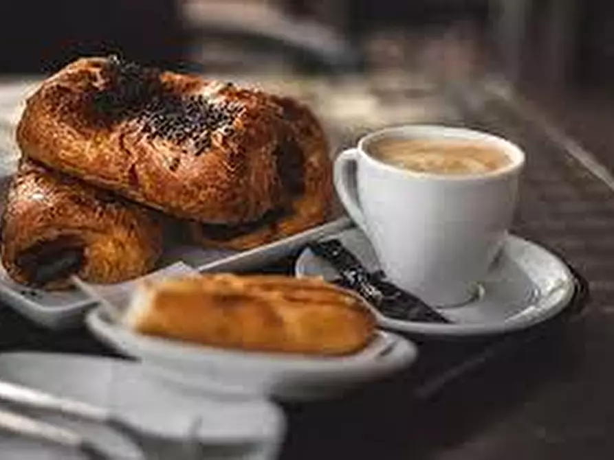 Immagine 2 di Bar / Ristorante in vendita  a Porcari