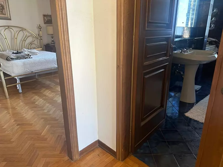 Immagine 32 di Villa in vendita  a Empoli