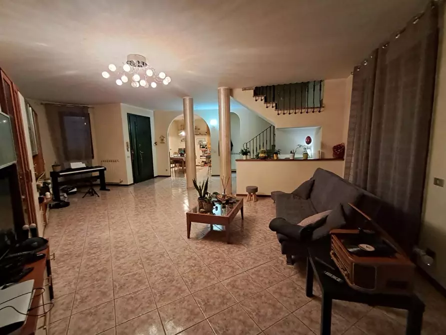 Immagine 5 di Casa trifamiliare in vendita  a San Miniato