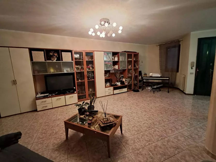 Immagine 7 di Casa trifamiliare in vendita  a San Miniato