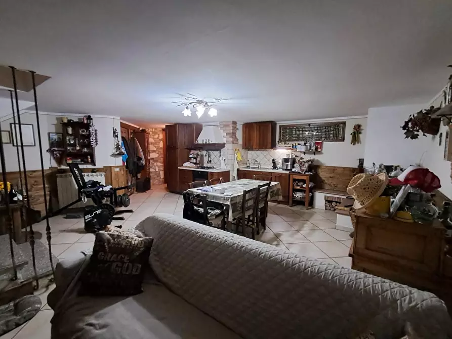 Immagine 20 di Casa trifamiliare in vendita  a San Miniato