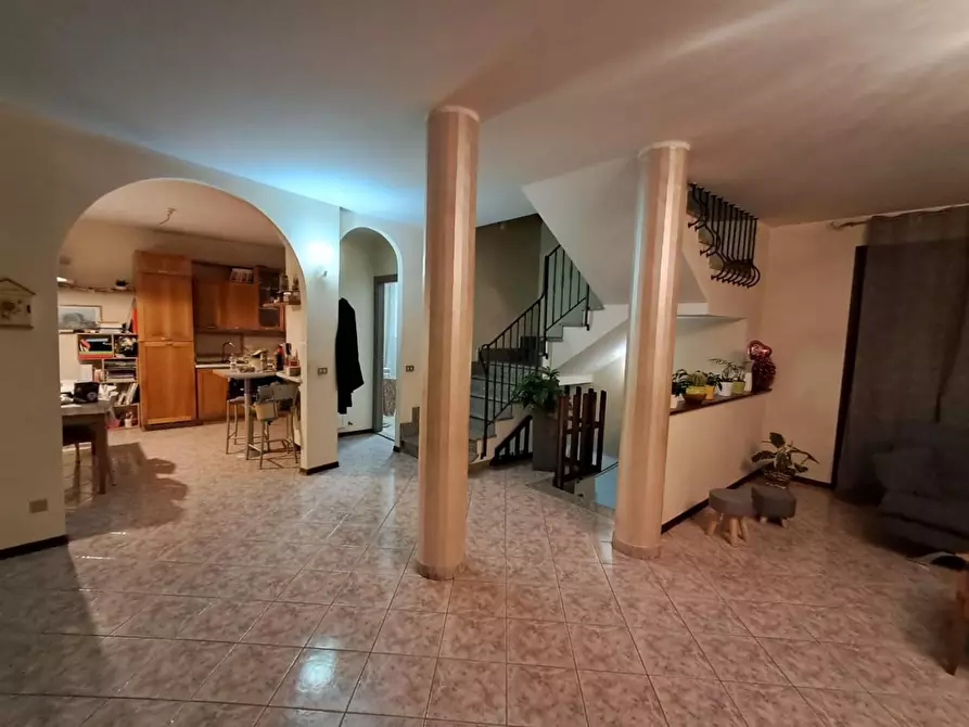 Immagine 8 di Casa trifamiliare in vendita  a San Miniato