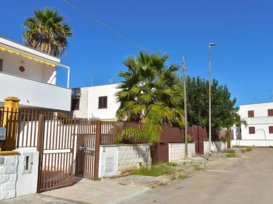 Immagine 6 di Casa bifamiliare in vendita  a Porto Cesareo