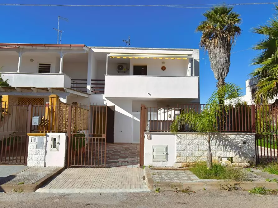 Immagine 4 di Casa bifamiliare in vendita  a Porto Cesareo