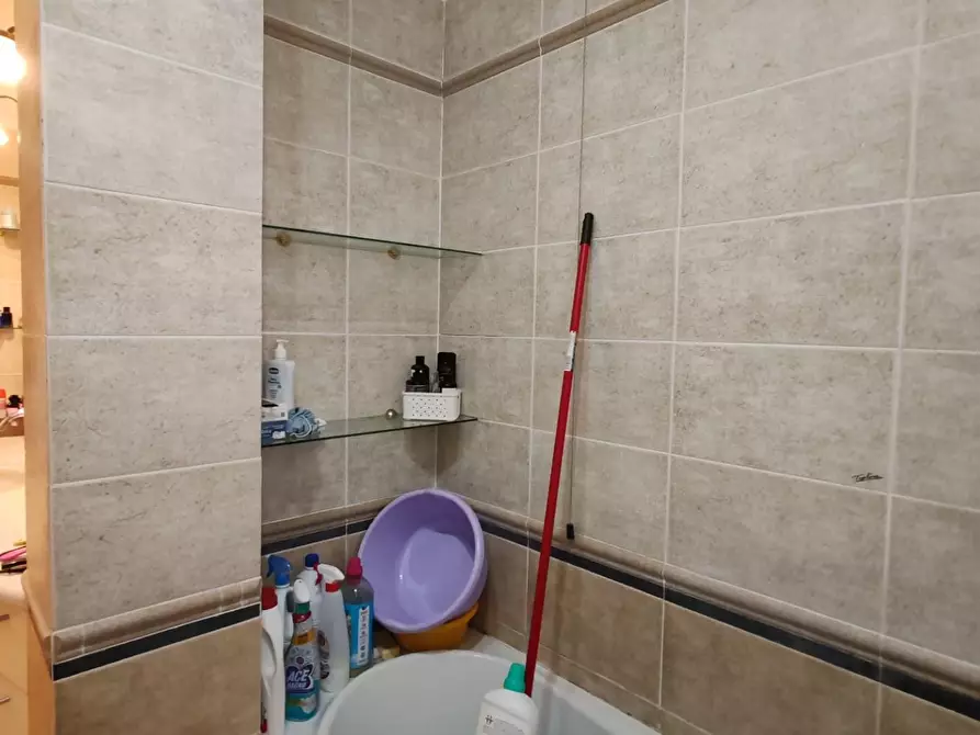 Immagine 12 di Appartamento in vendita  a Massa