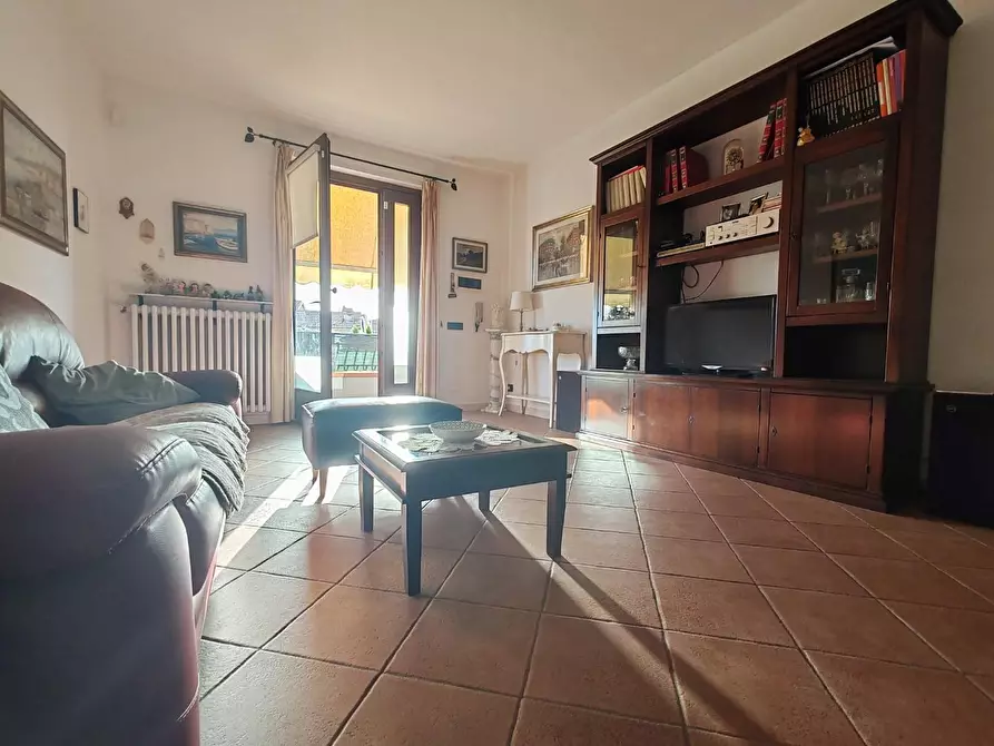 Immagine 5 di Appartamento in vendita  a Massa