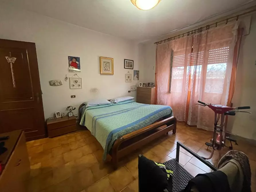 Immagine 17 di Casa indipendente in vendita  a Carrara