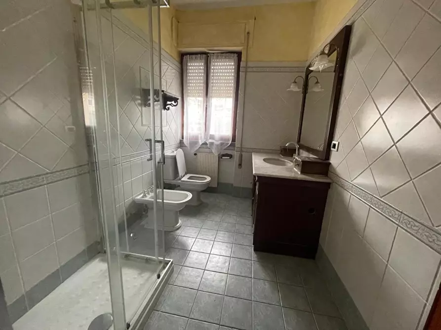 Immagine 19 di Casa indipendente in vendita  a Carrara