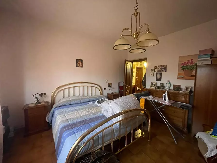 Immagine 12 di Casa indipendente in vendita  a Carrara