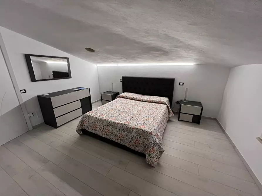 Immagine 76 di Mansarda in vendita  a Cecina