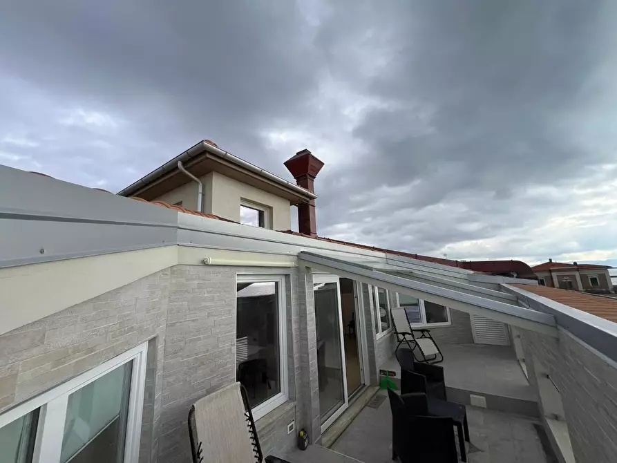 Immagine 5 di Mansarda in vendita  a Cecina