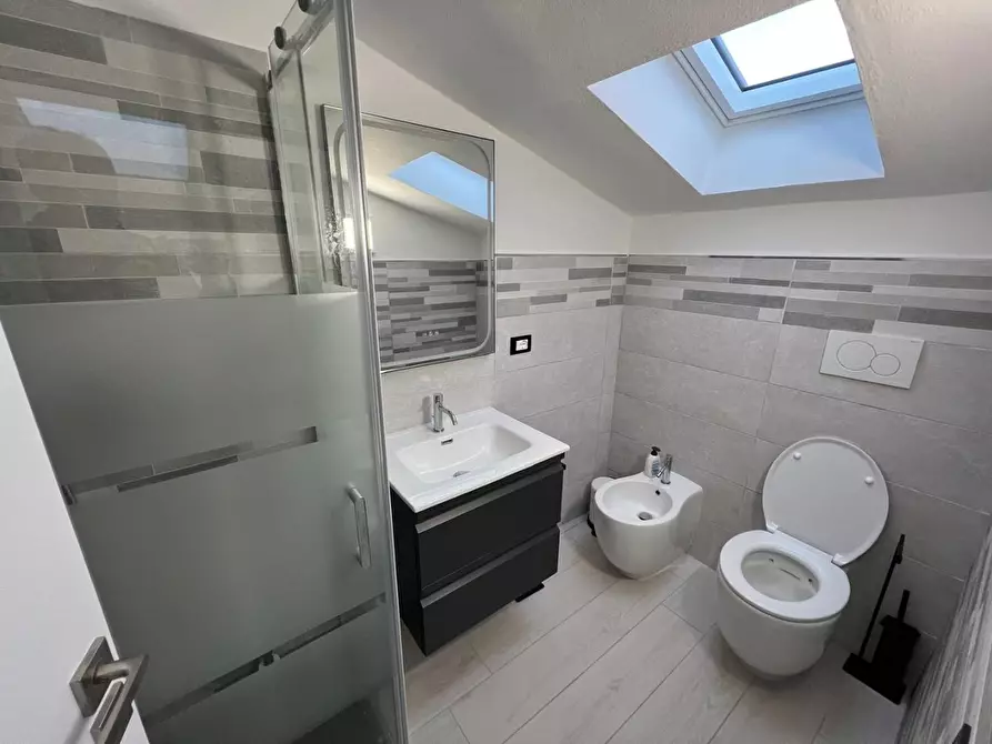 Immagine 25 di Mansarda in vendita  a Cecina