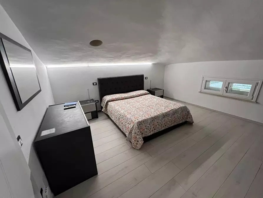 Immagine 73 di Mansarda in vendita  a Cecina