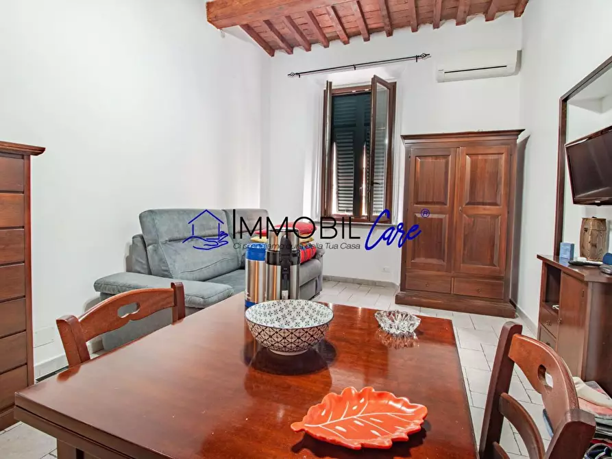 Immagine 2 di Appartamento in vendita  a Livorno