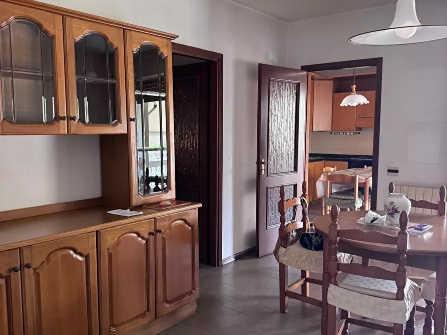 Immagine 3 di Appartamento in vendita  a Massa