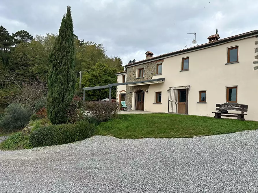 Immagine 38 di Casa colonica in vendita  a Marliana