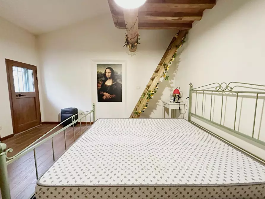 Immagine 16 di Casa colonica in vendita  a Marliana