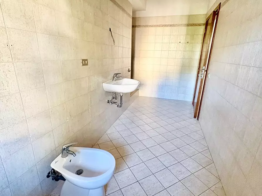 Immagine 22 di Appartamento in vendita  a Castelfiorentino