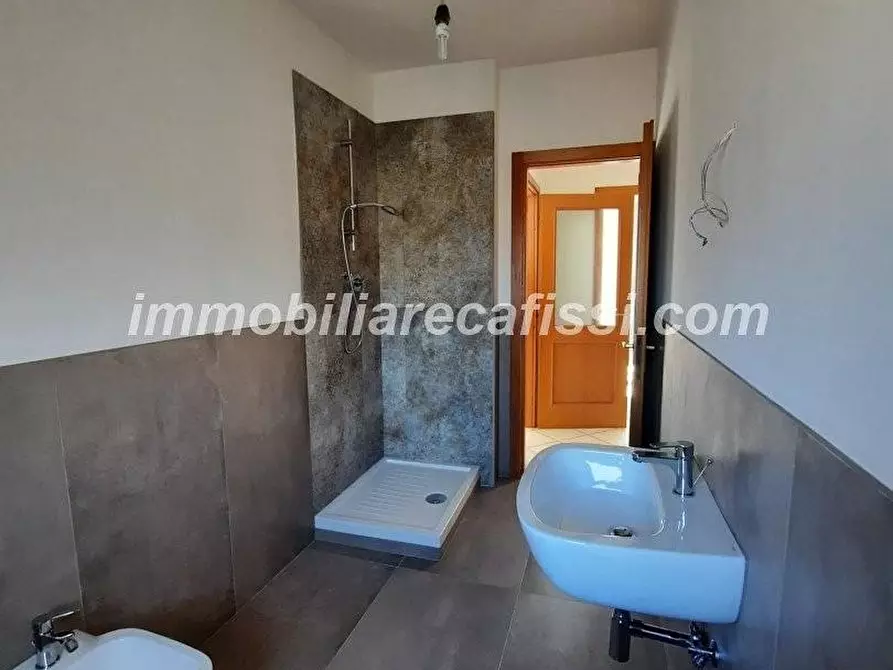 Immagine 13 di Appartamento in vendita  a Carmignano