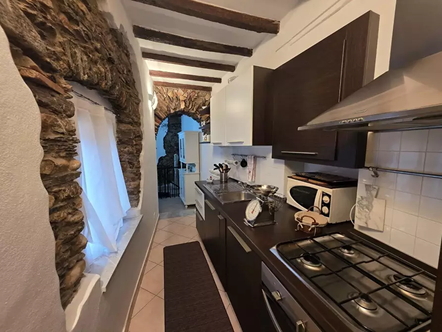 Immagine 21 di Appartamento in vendita  a Carrara