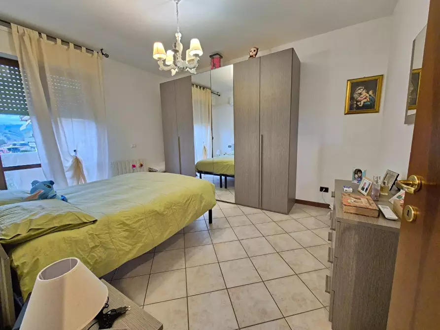 Immagine 15 di Appartamento in vendita  a Carrara