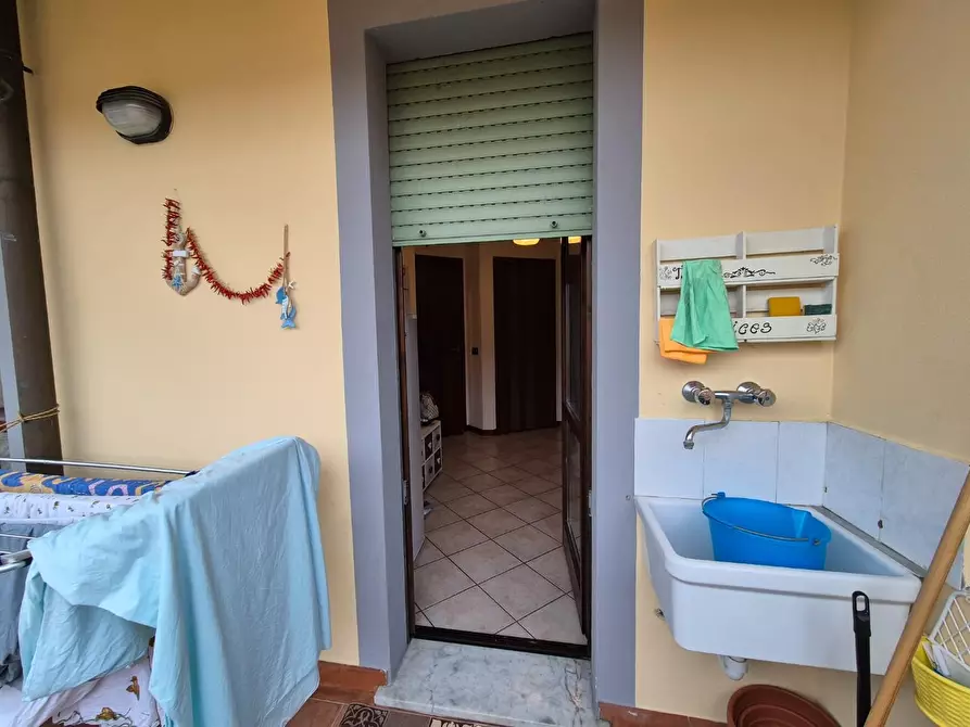Immagine 11 di Appartamento in vendita  a Carrara