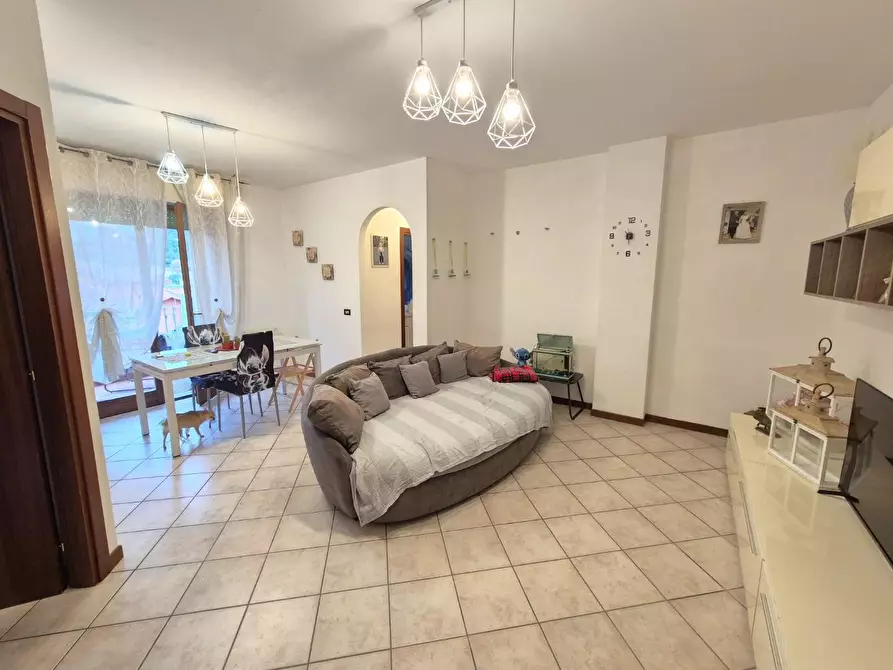 Immagine 4 di Appartamento in vendita  a Carrara