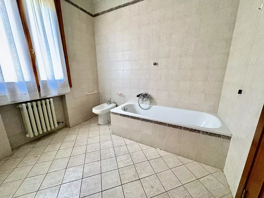 Immagine 24 di Appartamento in vendita  a Castelfiorentino