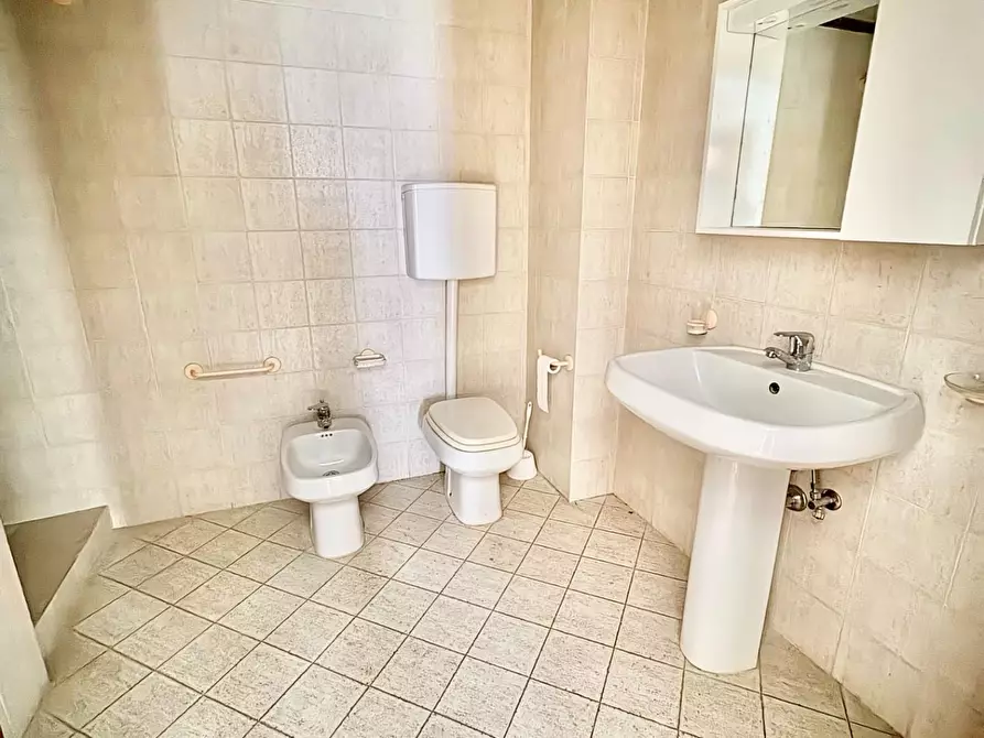 Immagine 28 di Appartamento in vendita  a Castelfiorentino