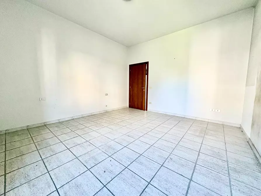 Immagine 16 di Appartamento in vendita  a Castelfiorentino