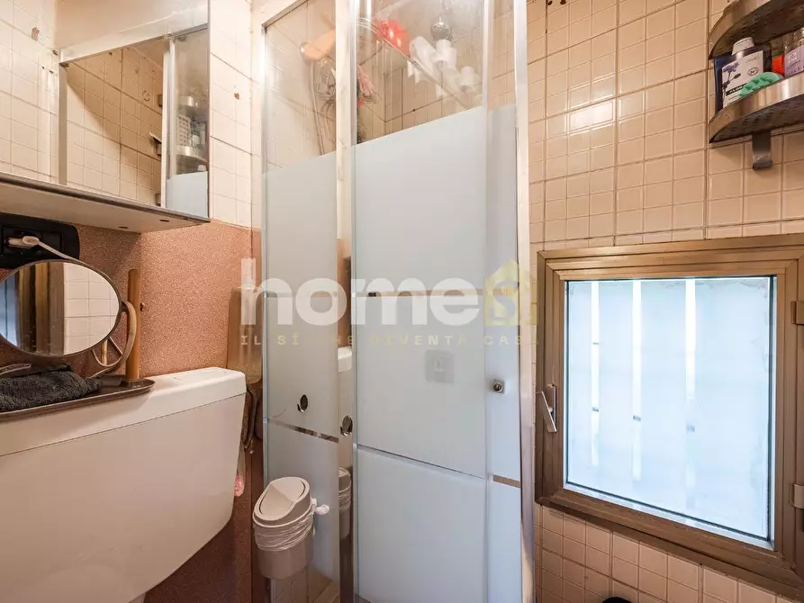 Immagine 10 di Appartamento in vendita  a Zola Predosa