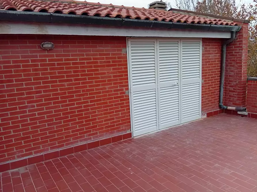 Immagine 8 di Appartamento in vendita  a Pisa