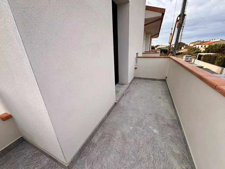 Immagine 9 di Casa trifamiliare in vendita  a Pontedera