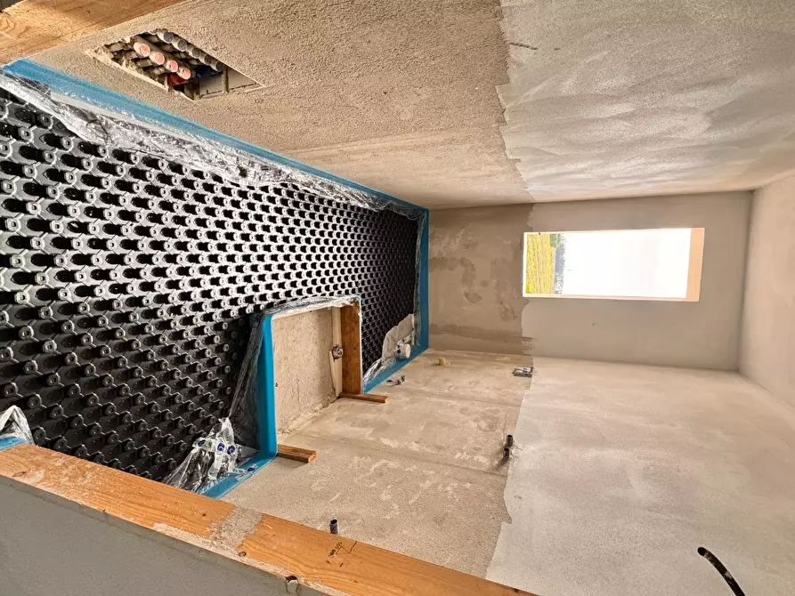 Immagine 12 di Casa trifamiliare in vendita  a Pontedera