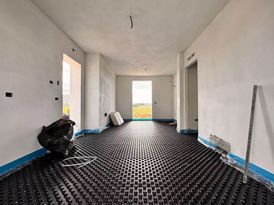 Immagine 13 di Casa trifamiliare in vendita  a Pontedera