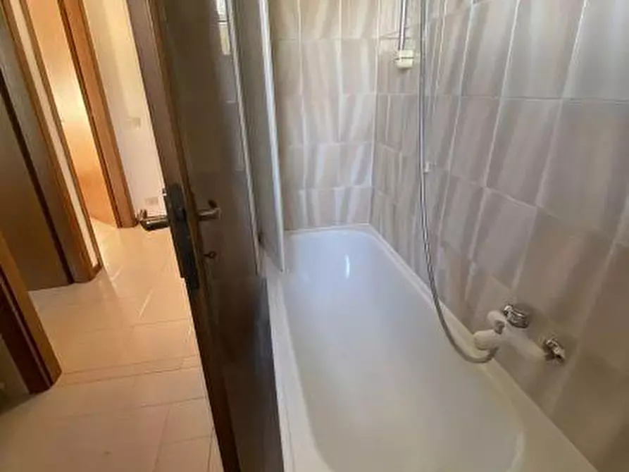 Immagine 9 di Appartamento in vendita  a Ameglia