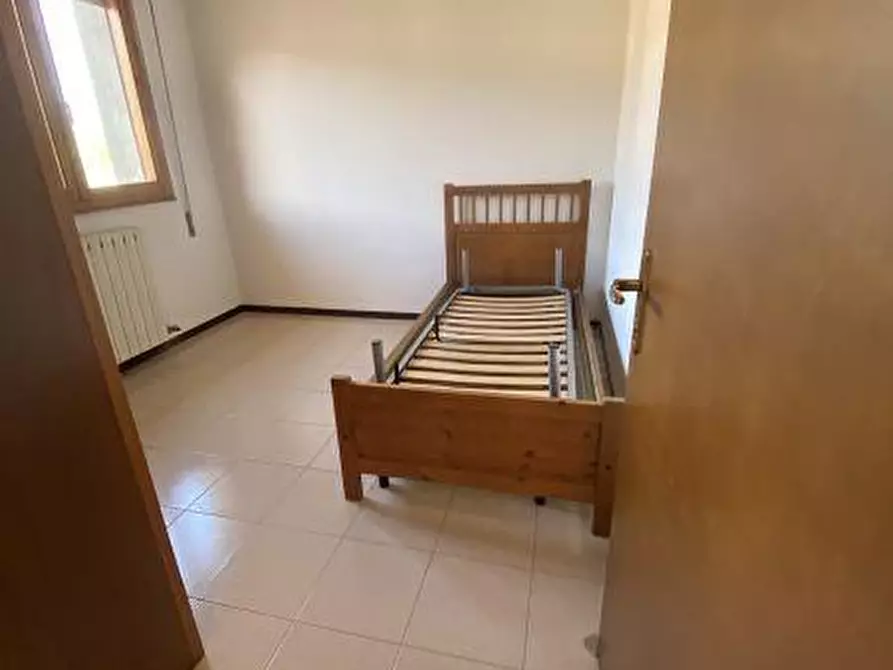 Immagine 5 di Appartamento in vendita  a Ameglia