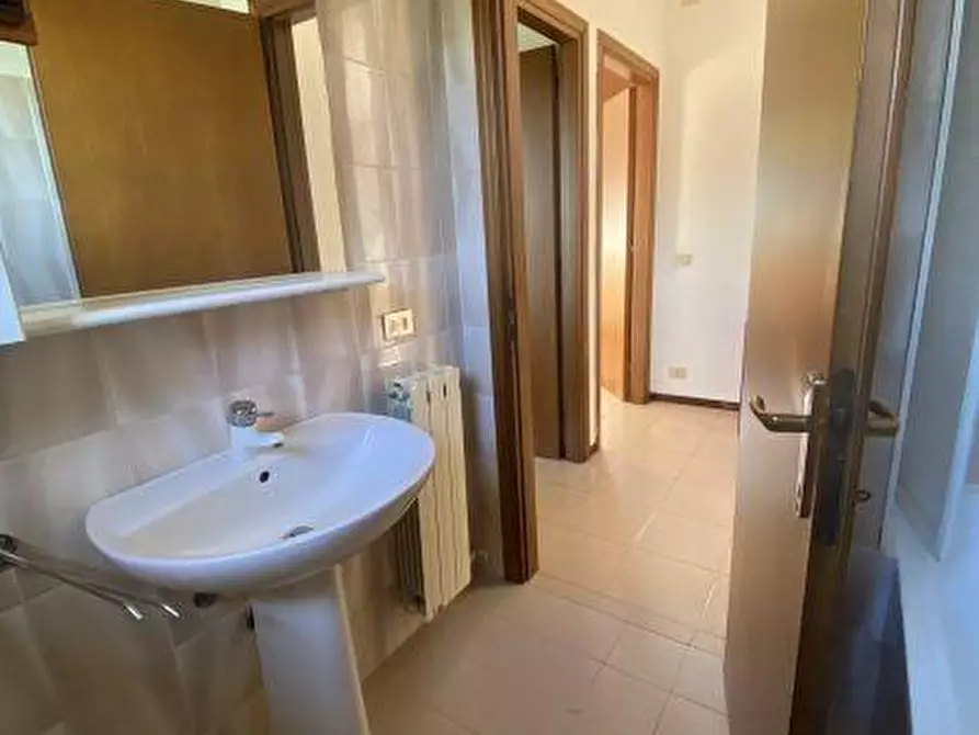 Immagine 8 di Appartamento in vendita  a Ameglia