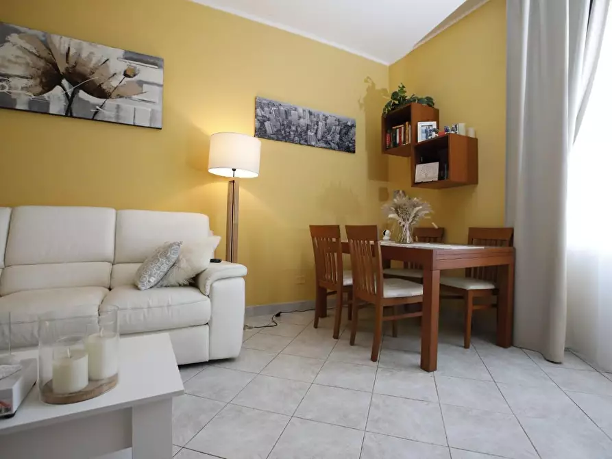 Immagine 4 di Appartamento in vendita  a Livorno