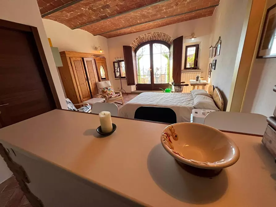 Immagine 10 di Appartamento in vendita  a Casale Marittimo