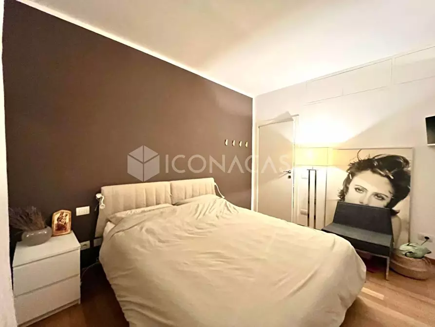 Immagine 19 di Appartamento in vendita  a Pontedera