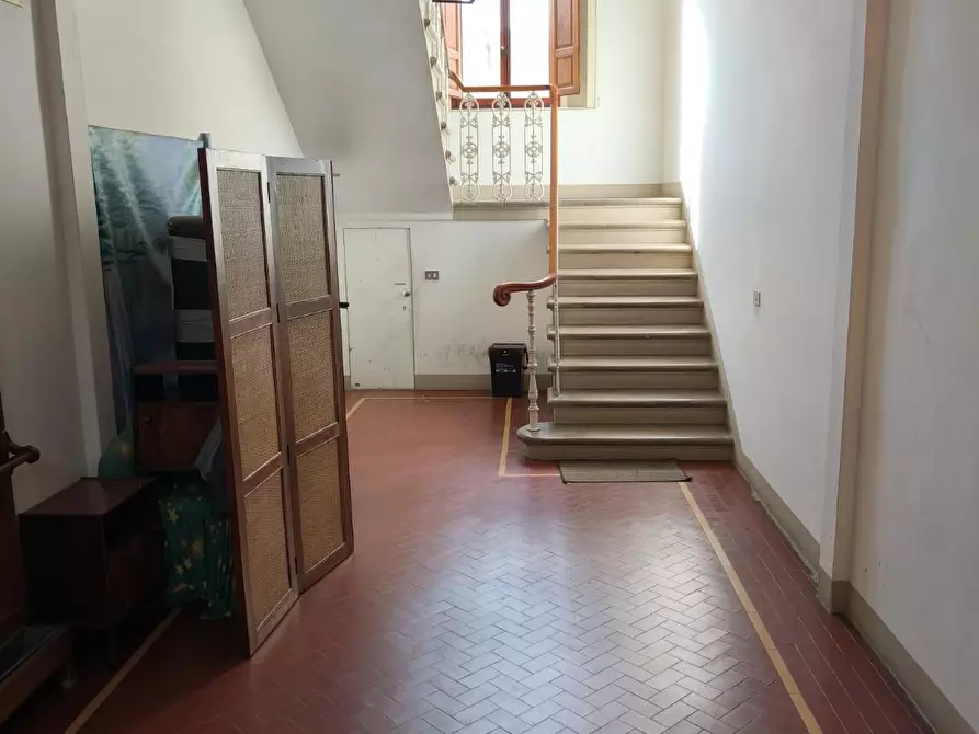 Immagine 8 di Ufficio in affitto  a Palaia