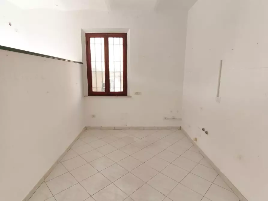 Immagine 6 di Ufficio in affitto  a Palaia