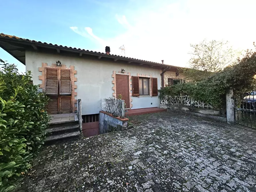 Immagine 4 di Porzione di casa in vendita  a Colle Di Val D'elsa